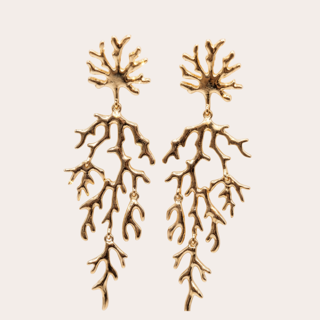 Árbol Celestial – gold tree branch jewellery set, pendant and earrings, gold plated – detail 6 – Wear Celestials