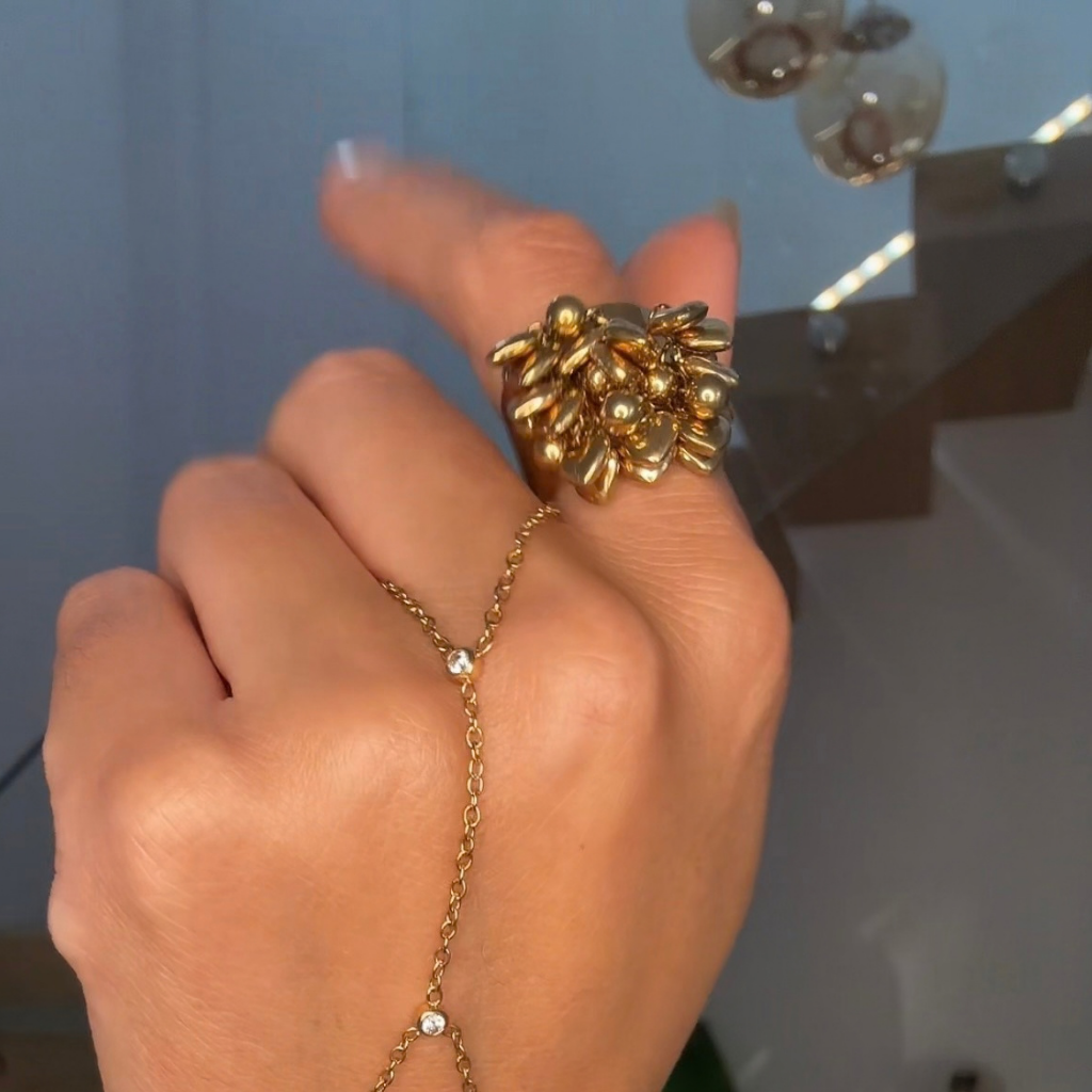 Astra Amore – wide gold statement ring with hearts – detail 5 – Wear Celestials