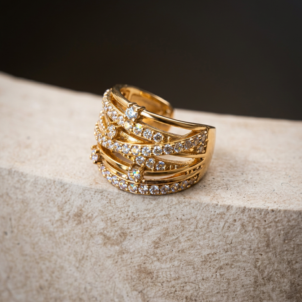 Destello – layered ear cuff with small crystals, gold and silver – detail 4 – Wear Celestials