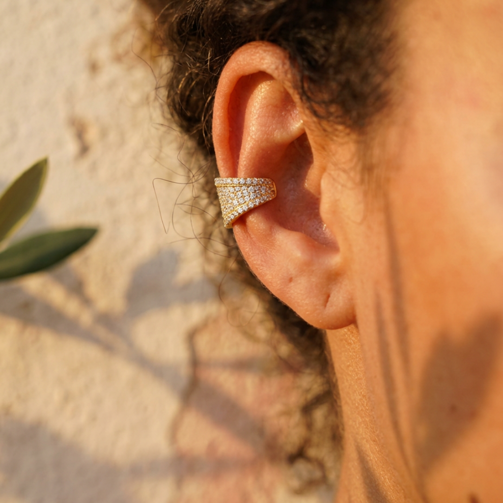 Triana – triangle crystal ear cuff, gold and silver – detail 4 – Wear Celestials