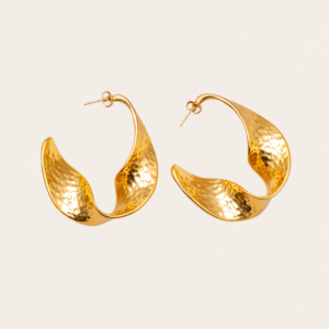 Gehamerde gouden ring oorbellen