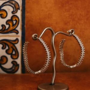 Zilveren oorringen met steentjes