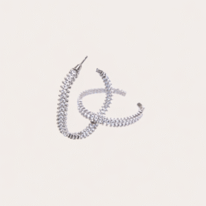 Zilveren oorringen met steentjes