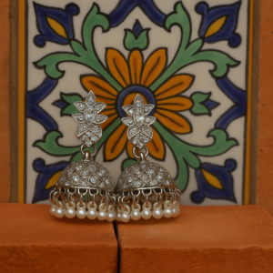 zilveren jhumka oorbellen met parels