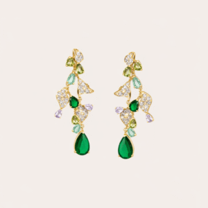 Gouden lange oorbellen met groene steentjes