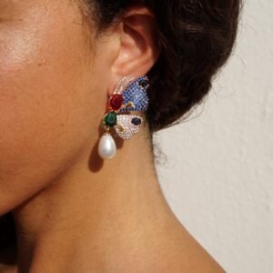 Vlinder oorbellen. Handgemaakte oorbellen, blauw en zilver. Kristal