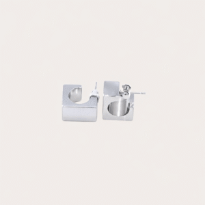 Vierkante minimalistische oorbellen zilver