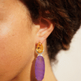 Paarse lange oorbel ovaal