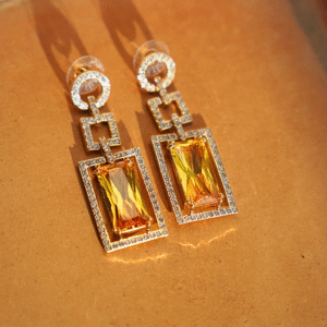 Gouden strass oorbellen