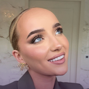 Noa passon met waaier oorbellen wear celestials